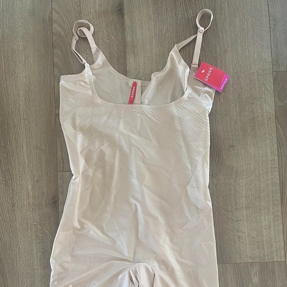 BRAND NEW SPANX Open-Bust Mid-Thigh Bodysuit - Picture 1 of 1